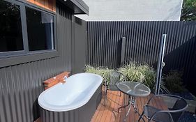 Cosy Apartment With Outdoor Private Bath For 2